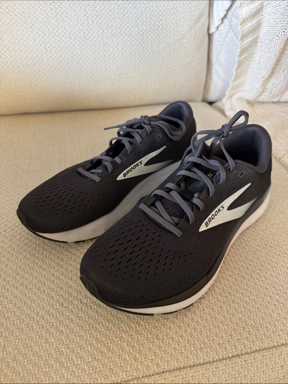 Brooks Ghost 16 - Men’s Black/Gray Running Shoes - Cushioned Trainers Sz 11.5